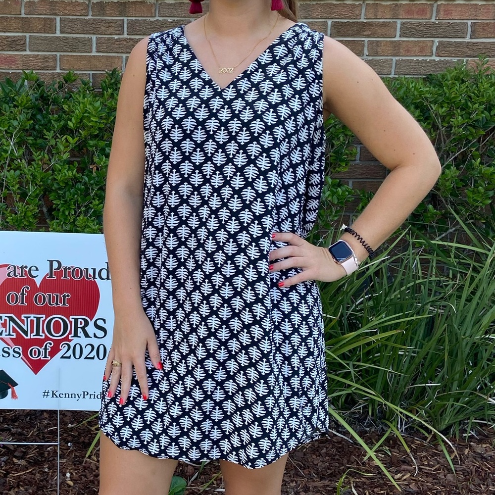 Old Navy Black and White Sundress